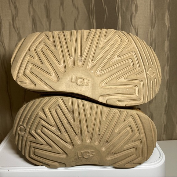 UGG Neumel II Boots Toddler 6 Graphic Stitch Fur Lined Unisex Tie Chukka Brown - Picture 12 of 16